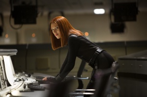 Scarlett Johansson é Natasha Romanoff, a Viúva Negra. 